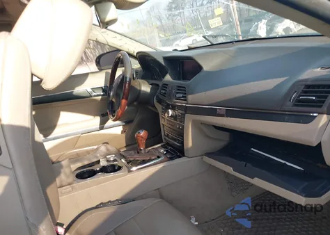 2010 Mercedes-Benz E 550 from USA, damaged, VIN WDDKJ7CB9AF032400